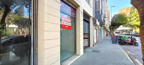 Local comercial en calle de la Calzada de Castro, 22