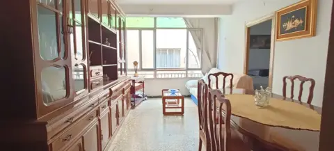 Piso en calle Encinas, 2
