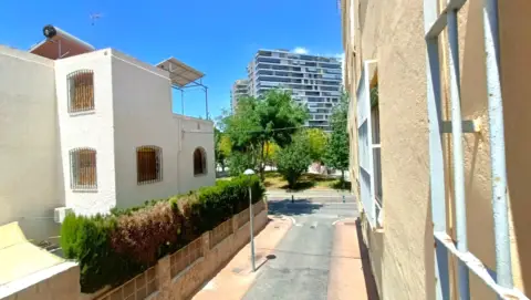 Pis – Almería Capital