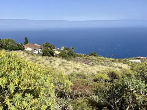 Terreno en Camino de las Cañas, 20