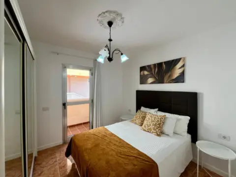 Piso en Avenida Felipe Lorenzo, 43