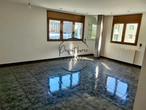 Piso en Avenida Tarragona