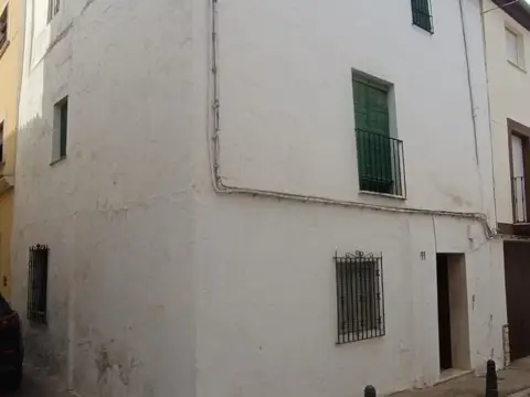 Casa en Cabra
