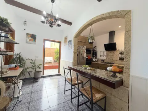 Piso en calle Anastasio Bravo Figueroa