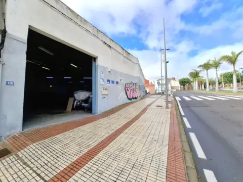 Nave industrial en Avenida de los Menceyes
