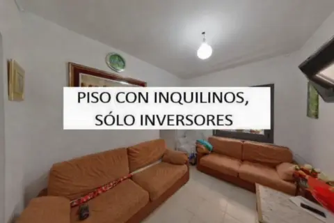 Piso en Carrer de Travau