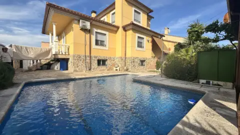 Chalet en calle Isabel Allende