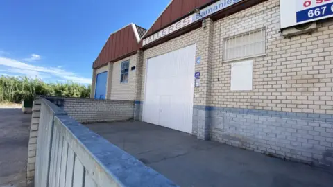 Nave industrial en calle de Alfonso XI