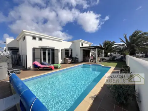 Casa en Avenida del Faro Pechiguera