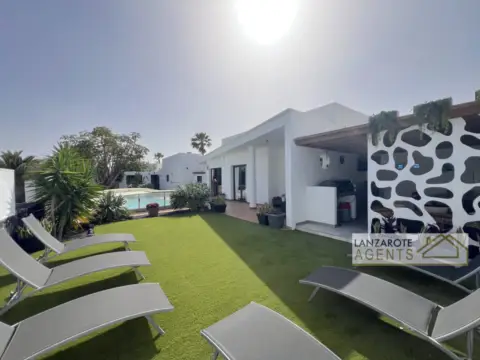 Casa en calle Suecia, 1