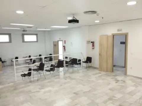 Local comercial en calle de Pescia