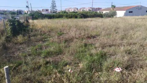 Terreno en calle del Chaparil