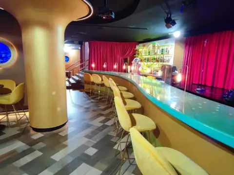 Local comercial en calle del Chaparil