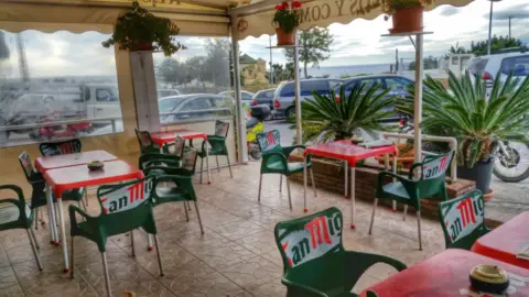 Local comercial en Avenida Alcalde Antonio Villasclaras