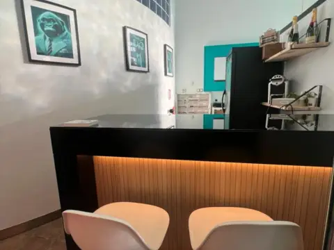 Local comercial en calle Torrecilla