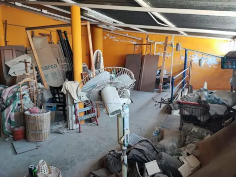 Nave comercial en calle Castillo Alto