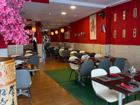 Local comercial en Plaza Balcón de Europa