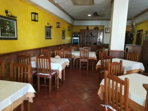 Local comercial en Avenida del Faro
