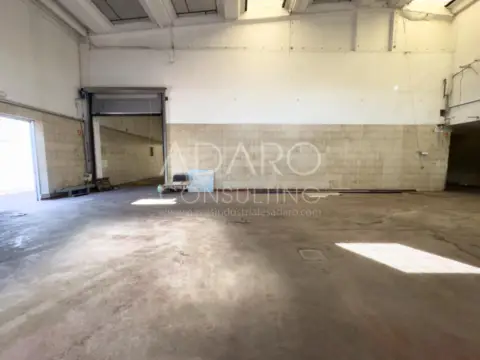 Nave industrial en Camino de las Hormigueras
