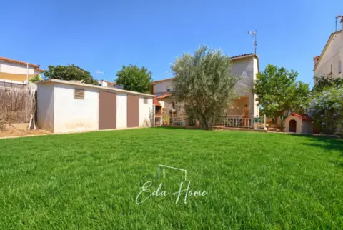 Casa pareada en Carrer de Sant Vicenç