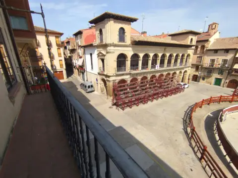 Piso en Plaza El Coso