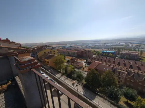 Casa en calle de Abajo de San Pedro