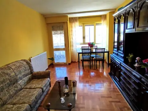 Piso en Viana