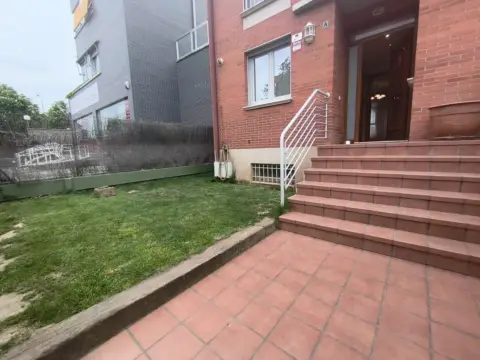 Chalet adosado en Avenida de Burgos