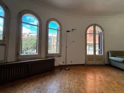 Piso en Carrer de les Carolines