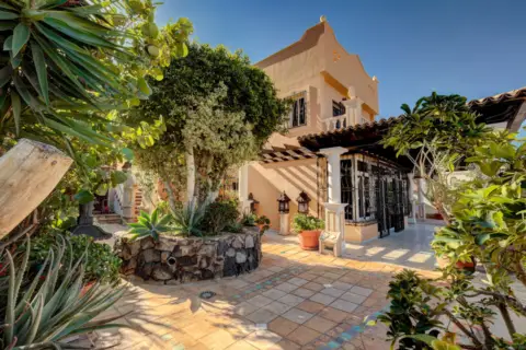 Chalet en Urbanización San Eugenio, 1