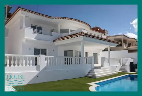 Chalet en Paseo Roque del Conde, 1