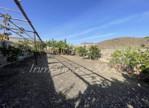 Terreno en Carretera A Tafira Baja