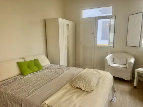 Habitación en calle Secretario Padilla