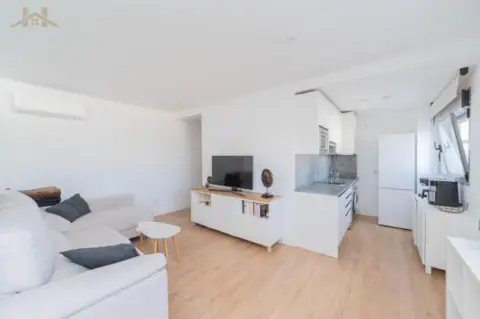 Piso en Avenida de la Unión Europea