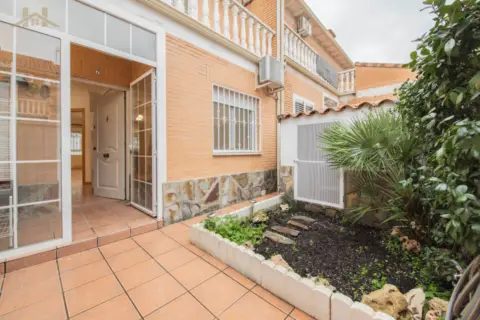 Chalet adosado en calle de Illescas
