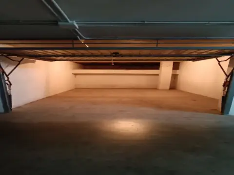 Garaje en Avenida Prieto Moreno, 2