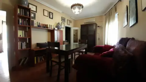 Piso en Ciudad Jardín-Zoco