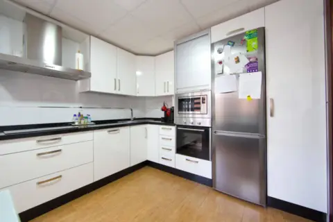 Piso en Santa Rosa-Valdeolleros