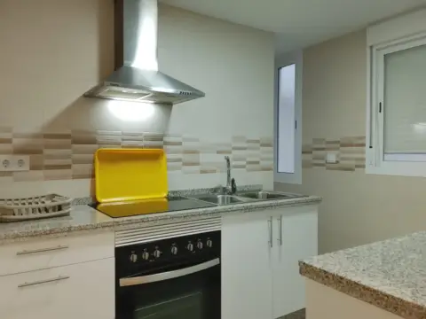 Piso en Ciudad Jardín-Zoco