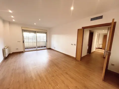 Piso en Paseo de Saint-Cloud, 1