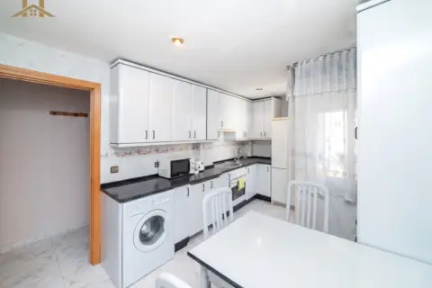 Apartamento en calle de la Sagra, 49