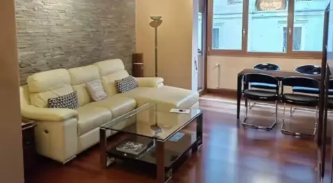 Piso en calle de Henao