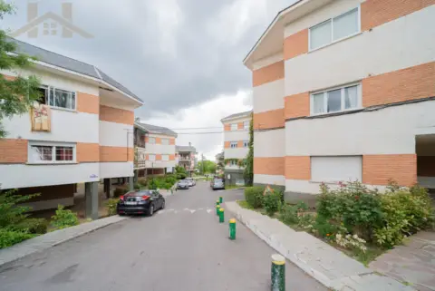 Piso en Paseo de los Rosales