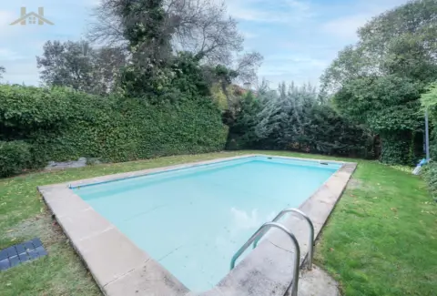 Chalet adosado en calle de San José