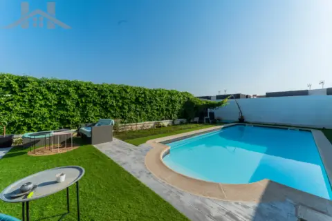 Chalet pareado en calle del Pino Resinero, 50