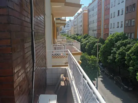 Habitación en calle de Manuel Casana