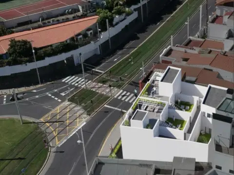 Piso en Avenida de Ángel Romero, 8