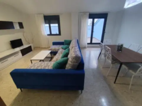 Ático en Plaza Cronista Amadeo Lerma