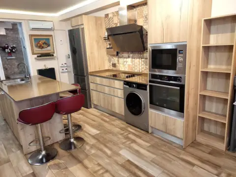 Apartamento en Avenida de Carlota Alessandri