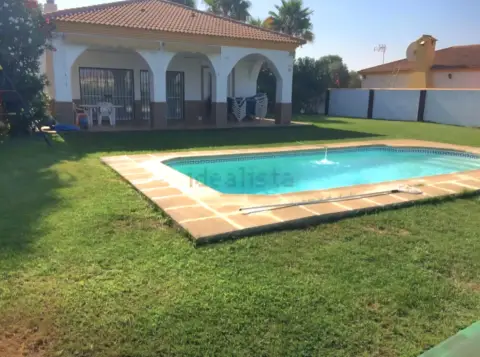 Casa en Carretera Valdeflores